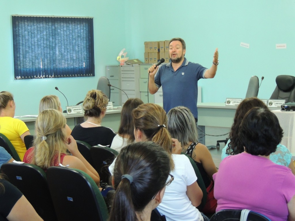 EM CAPITÃO, HUMANIZAÇÃO E CIDADANIA FORAM AS TÔNICAS DA FORMAÇÃO CONTINUADA DE PROFESSORES