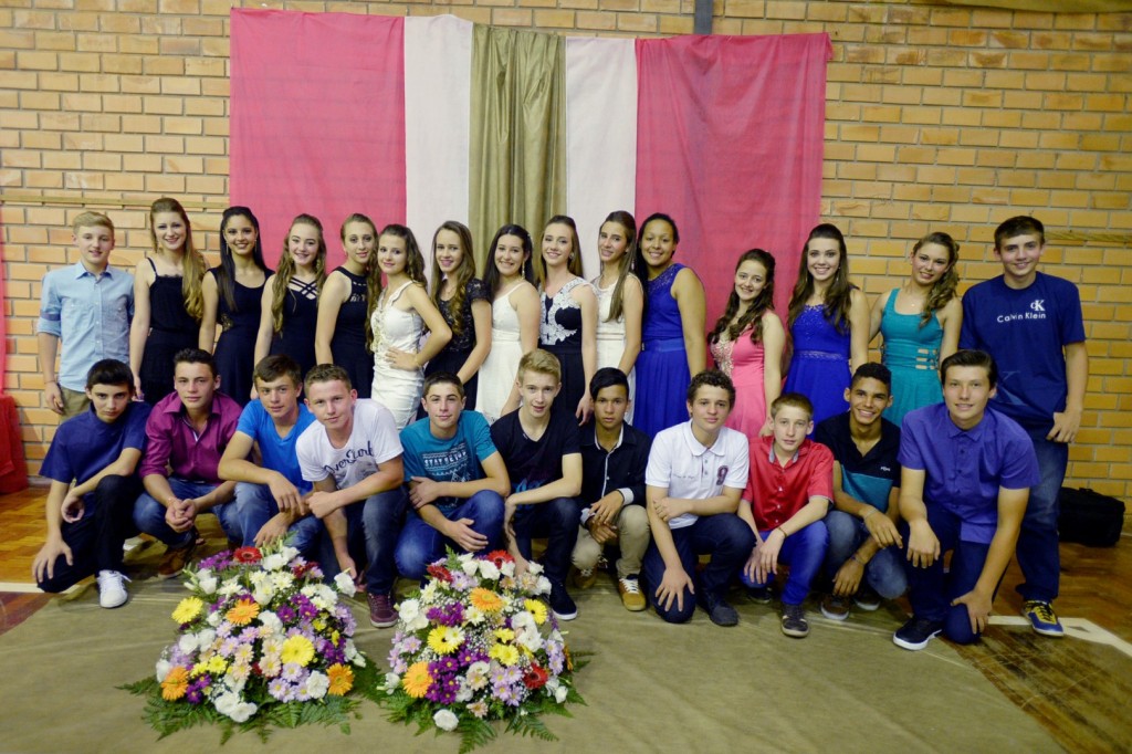 Formatura dos alunos do 9º ano marca encerramento do ano letivo