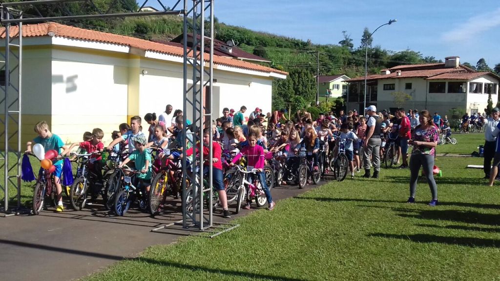 Sucesso de participantes no 1º Encontro Multiesportivo
