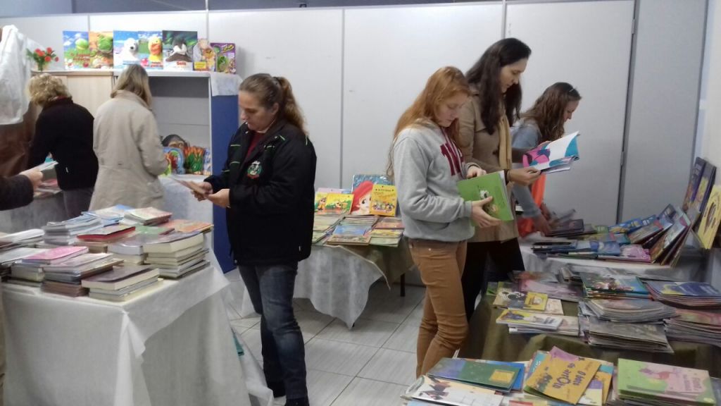 “Ler é viajar sem sair do lugar…”