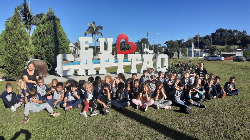 Em comemoração aos 30 anos do Município de Capitão, a Escola Espaço Aprender presenteia você Capitanense.